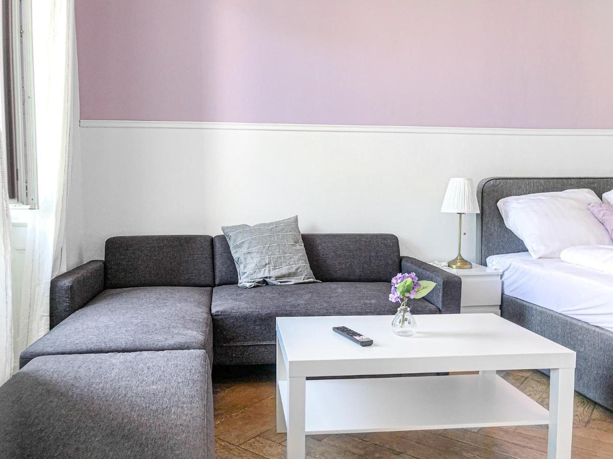 Commodious 2Br Apt. Near Akh-Perfect For Groups Wien Eksteriør billede